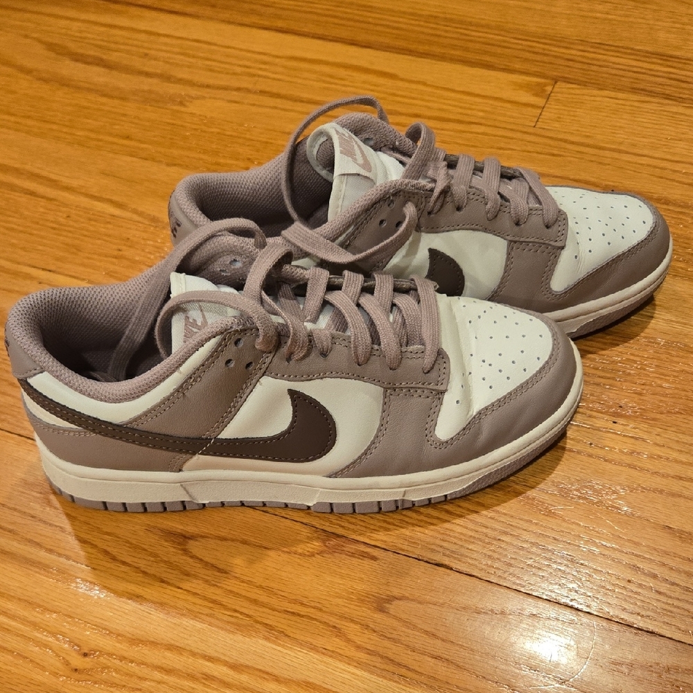 Nike Plum and White Low-Top Sneakers